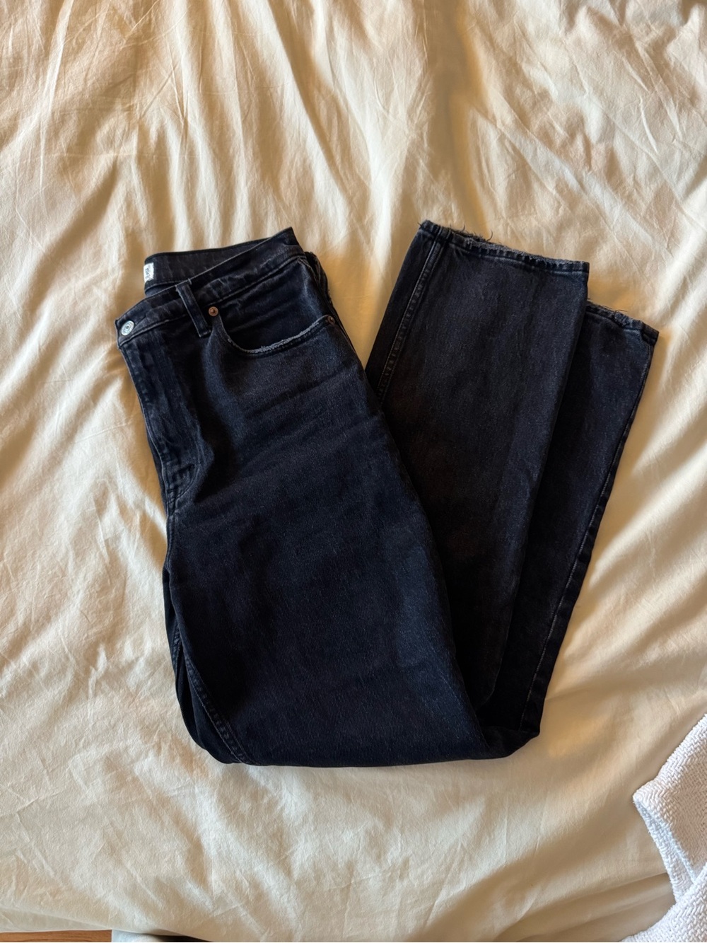 Abercrombie & Fitch Black High-Rise Straight Jeans
